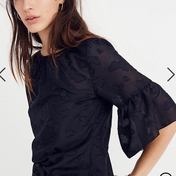 Madewell Tops - Madewell ruffle sleeves top